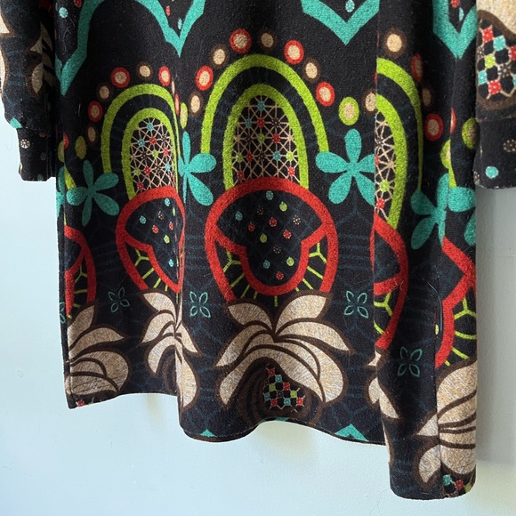 Heartache brown long sleeve dress with buttons and funky pattern - Picture 6 of 7